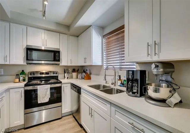 3rd image of 1784 Jupiter Ct, Las Vegas, NV 89119