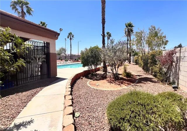 4th image of 10127 Tumbling Tree St, Las Vegas, NV 89183 | MLS# 2783052
