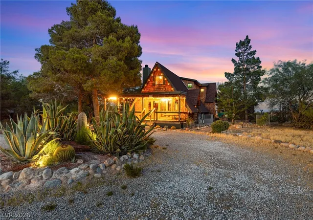 Photo 2 of Single family home for sale at 8370 Avery St, Las Vegas, NV 89161 | MLS# 2782428 | Listing updated on 2026-07-21