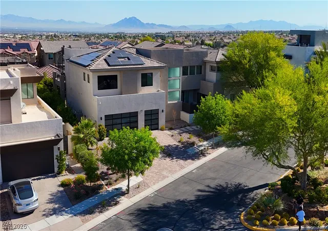 Photo 1 of Single family home for sale at 2790 La Bella Ct, Henderson, NV 89052 | MLS# 2783180 | Listing updated on 2026-10-08
