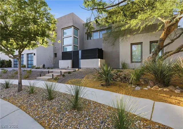 Photo 2 of Single family home for sale at 2790 La Bella Ct, Henderson, NV 89052 | MLS# 2783180 | Listing updated on 2026-10-08
