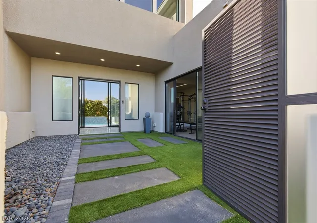 Photo 4 of Single family home for sale at 2790 La Bella Ct, Henderson, NV 89052 | MLS# 2783180 | Listing updated on 2026-10-08