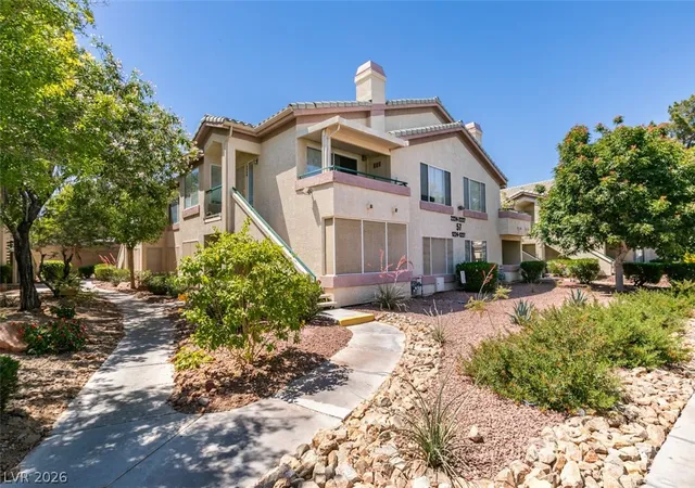 Listing Photo 4 - Condo for sale in building located at 5710 E Tropicana Ave, Las Vegas, NV 89122 - Unit #1225