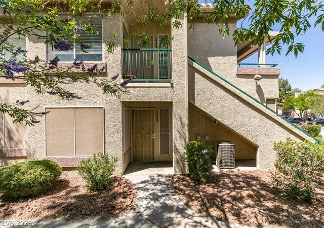 Listing Photo 5 - Condo for sale in building located at 5710 E Tropicana Ave, Las Vegas, NV 89122 - Unit #1225