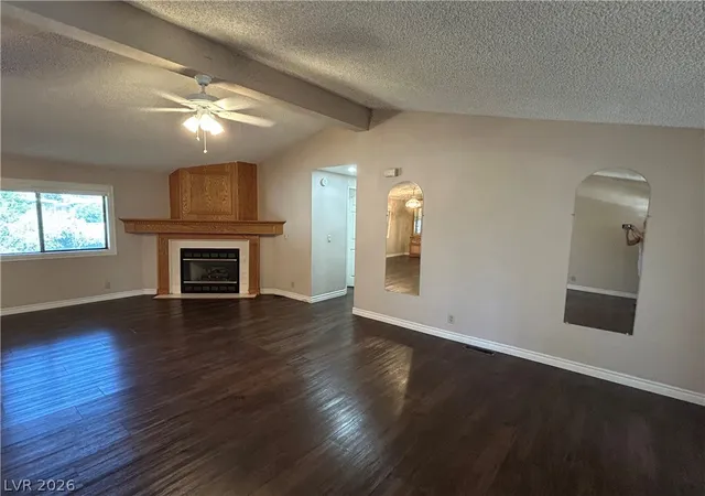2nd image of 3333 Ewa Beach Dr, Las Vegas, NV 89122 | MLS# 2782659