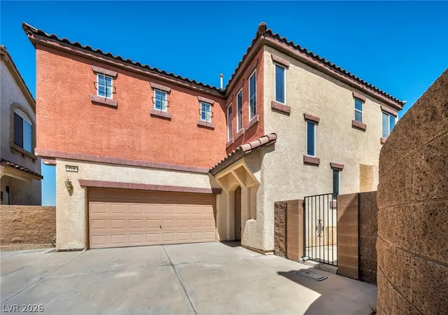 Homes for sale in Henderson, NV | 716 Emerald Idol Pl, Henderson, NV 89011 | MLS# 2783329