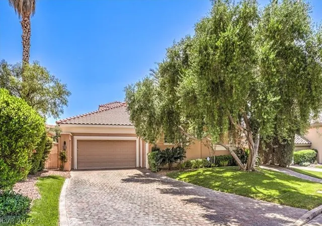 Homes for sale in Henderson, NV | 27 Via Paradiso St, Henderson, NV 89011 | MLS# 2783597