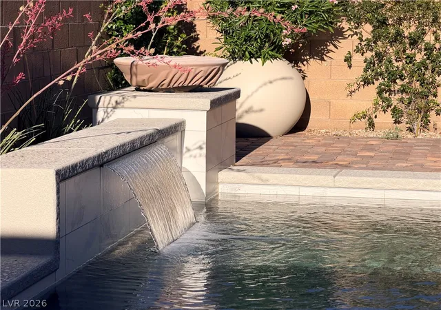 3rd image of 11622 Peregrine Point Ct, Las Vegas, NV 89138 | MLS# 2783604