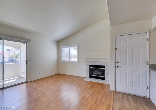 2nd image of 2725 S Nellis Blvd #2088, Las Vegas, NV 89121 | MLS# 2783526