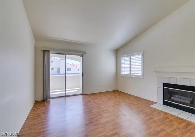 3rd image of 2725 S Nellis Blvd #2088, Las Vegas, NV 89121 | MLS# 2783526