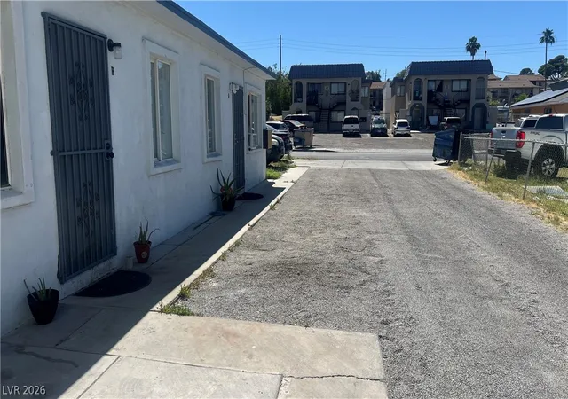 18th image of 416 N 15th St, Las Vegas, NV 89101 | MLS# 2784030