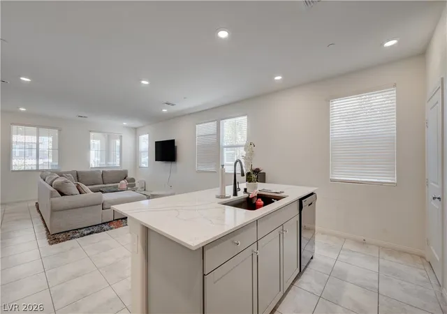 Homes for sale in Henderson, NV | 2444 Padulle Pl, Henderson, NV 89044 | MLS# 2785022