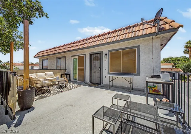 Photo 3 of Condo for sale at 929 Willow Tree Dr #D, Las Vegas, NV 89128 | MLS# 2783517 | Listing updated on 2026-08-21
