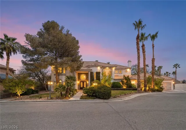 Photo 2 of Sale Pending at 1700 Fairgate Ct, Las Vegas, NV 89117 | MLS# 2785422 | Listing updated on 2026-07-22