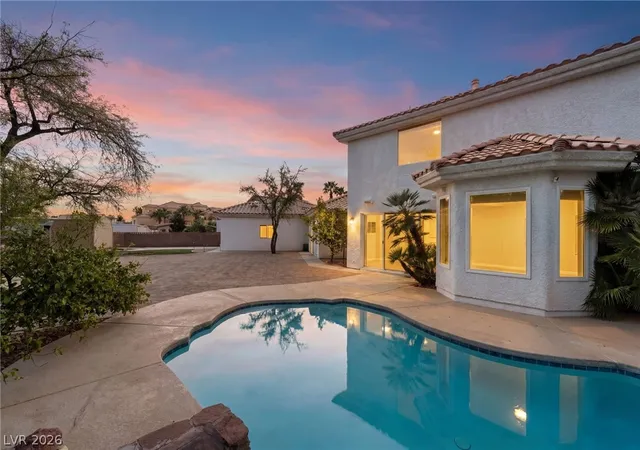 Photo 4 of Sale Pending at 1700 Fairgate Ct, Las Vegas, NV 89117 | MLS# 2785422 | Listing updated on 2026-07-22