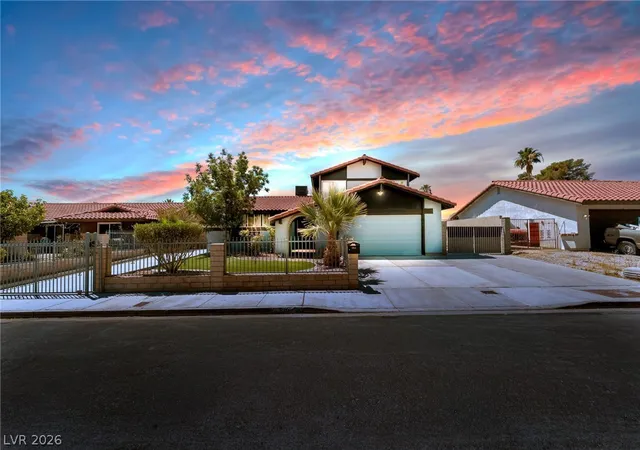 Homes for sale in Las Vegas, NV | 5301 Kalmia Dr, Las Vegas, NV 89103 | MLS# 2785471