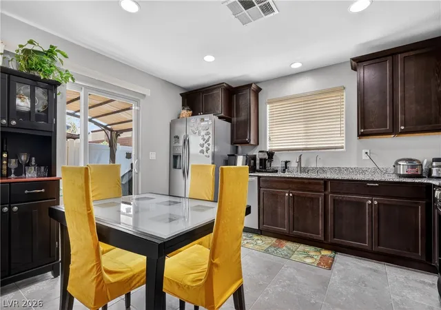 Photo 4 of Townhouse for sale at 2870 Beacon Rock Dr, Laughlin, NV 89029 | MLS# 2785328 | Listing updated on 2026-08-01