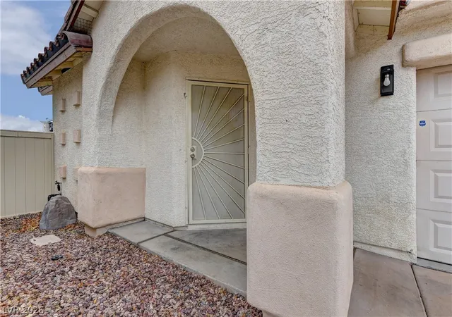 Photo 2 of Sale Pending at 1052 Coronado Peak Ave, Las Vegas, NV 89183 | MLS# 2785663 | Listing updated on 2026-08-18