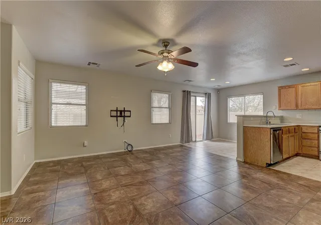 Photo 3 of Sale Pending at 1052 Coronado Peak Ave, Las Vegas, NV 89183 | MLS# 2785663 | Listing updated on 2026-08-18