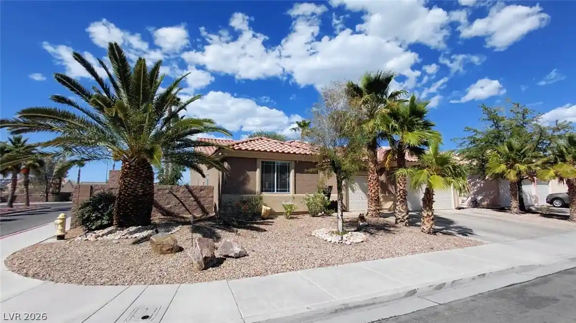 Photo 1 of Single family home for sale at 2490 Hoopes Ave, Henderson, NV 89052 | MLS# 2785727 | Listing updated on 2026-10-18