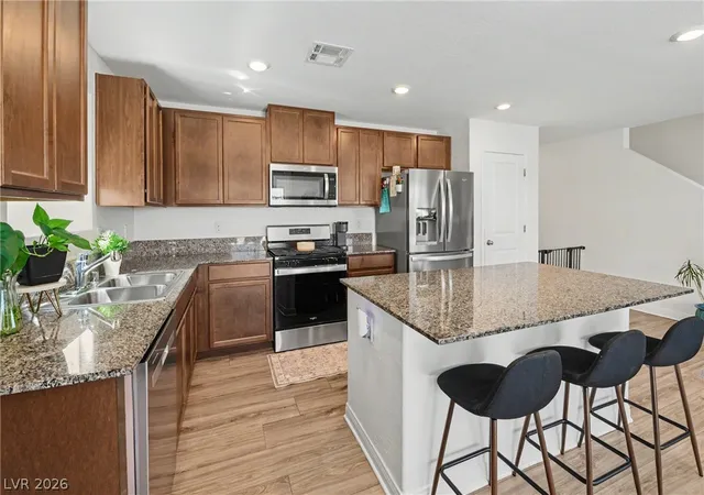 Photo 4 of Single family home for sale at 6860 Toros St, North Las Vegas, NV 89086 | MLS# 2783024 | Listing updated on 2026-08-17