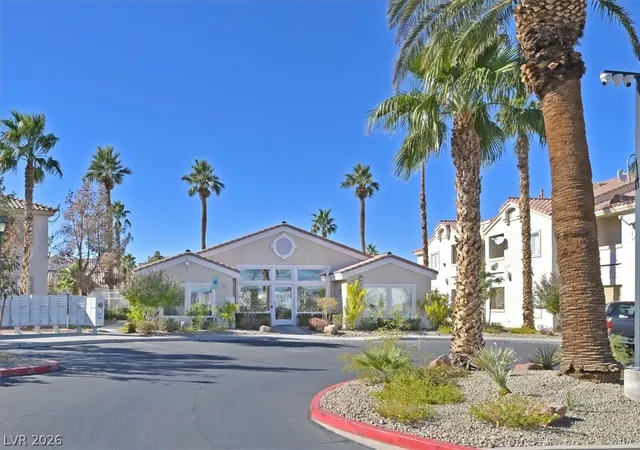 Homes for sale in Henderson, NV | 855 N Stephanie St, Henderson, NV 89014