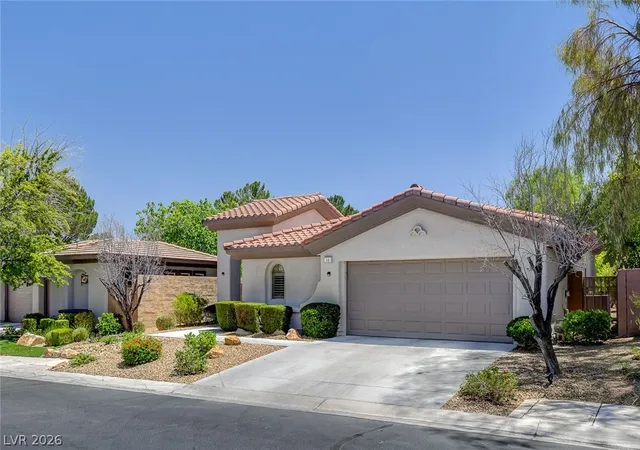 3rd image of 14 Emerald Dunes Cir, Henderson, NV 89052 | MLS# 2785991