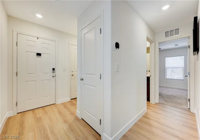 Photo 4 of Single family home for sale at 9550 Granville Brg St, Las Vegas, NV 89139 | MLS# 2785980 | Listing updated on 2026-06-20