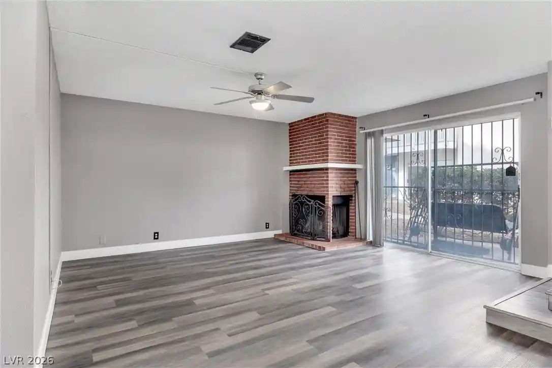 Townhouse for sale at 624 Brookway Ln, Las Vegas, NV 89169 | MLS# 2786125