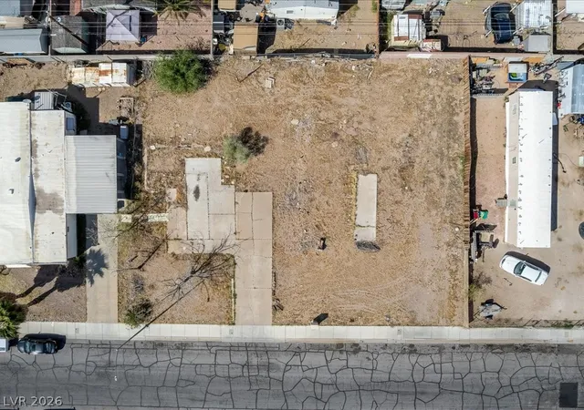 52nd image of 215 Shoshone Ln, Henderson, NV 89015 | MLS# 2783923