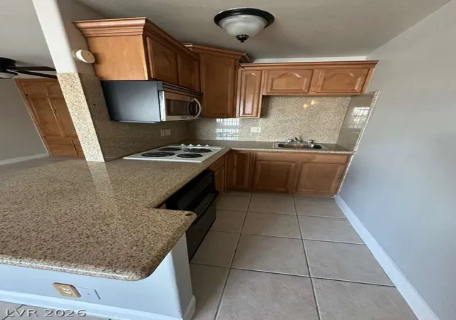 2nd image of 4600 Paradise Rd #43, Las Vegas, NV 89169 | MLS# 2786355