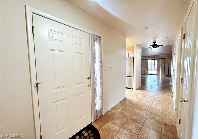 Listing Photo 3 - Condo for sale in building located at 2851 S Vly Vw Blvd, Las Vegas, NV 89102 - Unit #1071