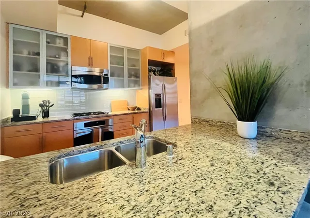 5th image of 353 E Bonneville Ave #573, Las Vegas, NV 89101 | MLS# 2786475