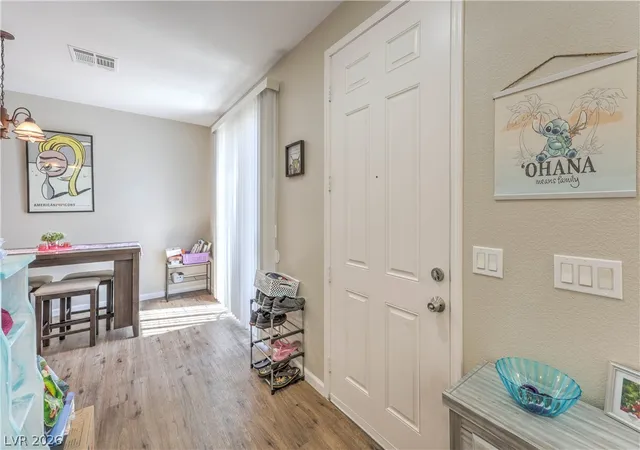 Listing Photo 4 - Condo for sale in building located at 10200 Deerfield Bch Ave, Las Vegas, NV 89129 - Unit #102