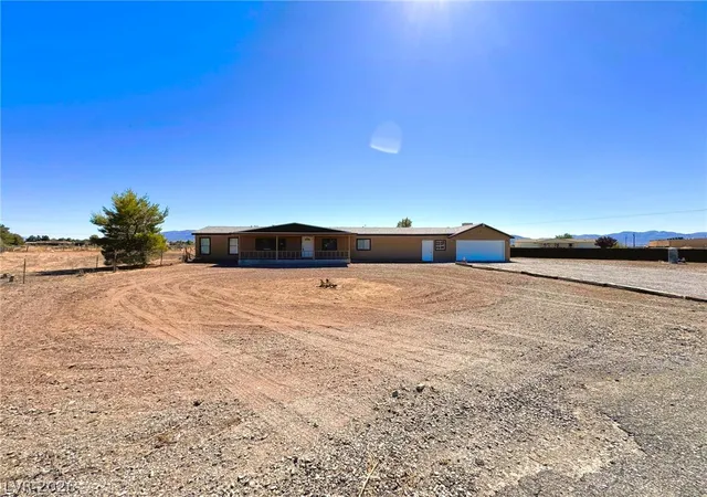 Homes for sale in Pahrump, NV | 4850 Pontiac Cir, Pahrump, NV 89048 | MLS# 2786682
