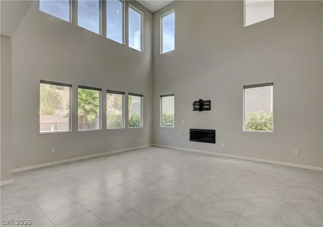 Homes for sale in Henderson, NV | 32 Vista Outlook St, Henderson, NV 89011 | MLS# 2784685