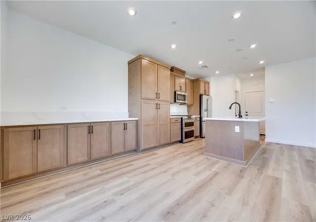 5th image of 11952 Angle Cliff Ave, Las Vegas, NV 89138 | MLS# 2786332
