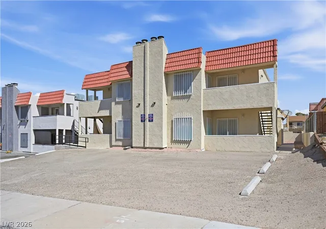 Photo 2 of Sale Pending at 6952 Issac Ave, Las Vegas, NV 89156 | MLS# 2786986 | Listing updated on 2026-09-25