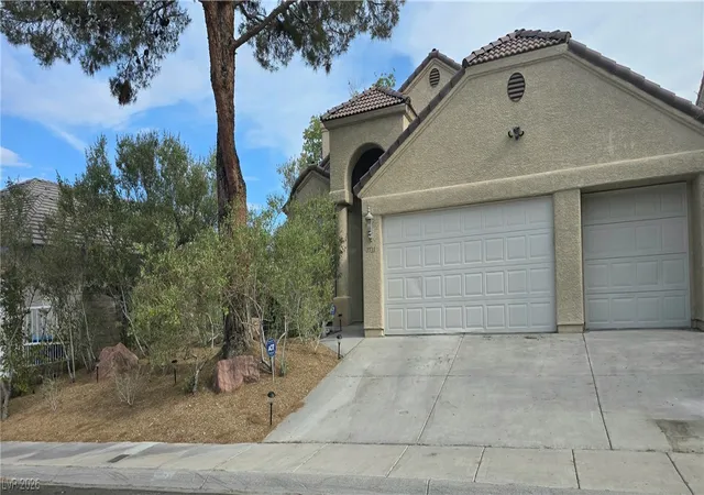 Photo 2 of Single family home for sale at 7733 Bentonite Dr, Las Vegas, NV 89128 | MLS# 2787350 | Listing updated on 2026-08-20