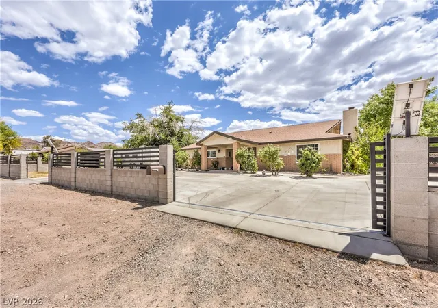 1st image of 1591 Palomino Dr, Henderson, NV 89002 | MLS# 2785234