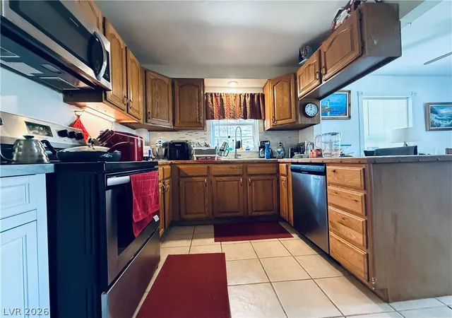 3rd image of 925 Pine Street, Ely, NV 89301 | MLS# 2787423