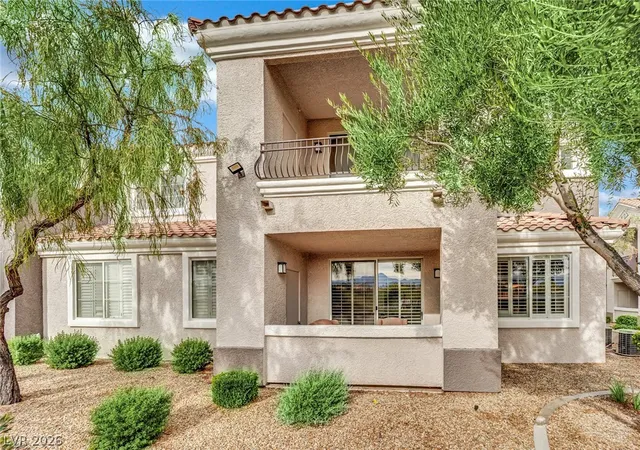 Homes for sale in Henderson, NV | 2325 Windmill Parkway, Henderson, NV 89074 | Houzeo