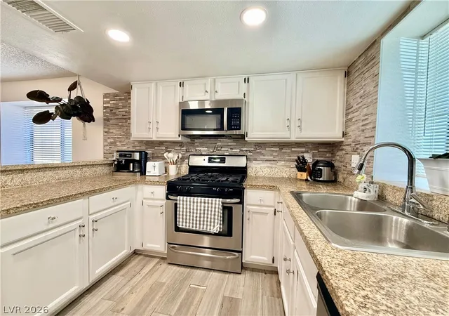 Photo 4 of Sale Pending at 6408 Deadwood Rd, Las Vegas, NV 89108 | MLS# 2787538 | Listing updated on 2026-07-28