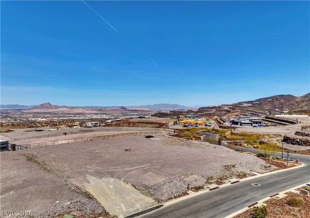 5th image of 1 Sky Arc Ct, Henderson, NV 89012 | MLS# 2787775