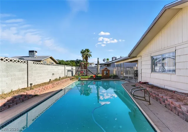Photo 3 of Single family home for sale at 613 Biljac St, Las Vegas, NV 89145 | MLS# 2787862 | Listing updated on 2026-06-11