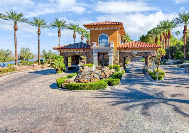 Homes for sale in Henderson, NV | 25 Strada Di Circolo, Henderson, NV 89011 | Houzeo
