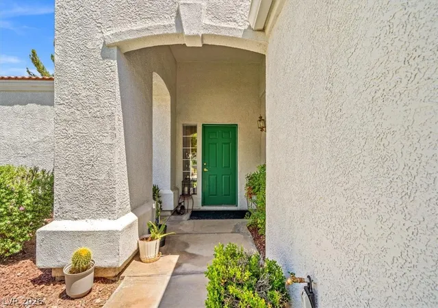 Photo 3 of Townhouse for sale at 8788 Seal Rock Ct, Las Vegas, NV 89147 | MLS# 2787846 | Listing updated on 2026-07-14