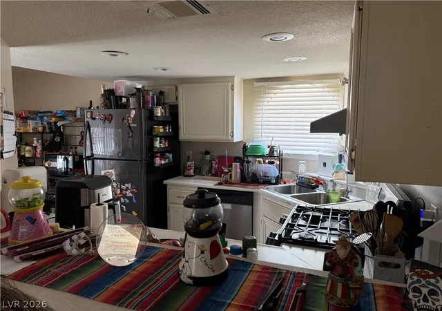 5th image of 850 N Sloan Ln, Las Vegas, NV 89110