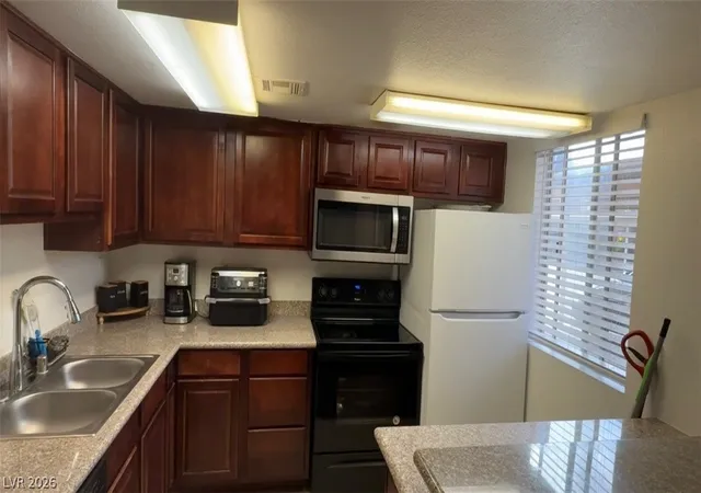 Homes for sale in Las Vegas, NV | 5404 River Glen Dr #361, Las Vegas, NV 89103 | MLS# 2788094