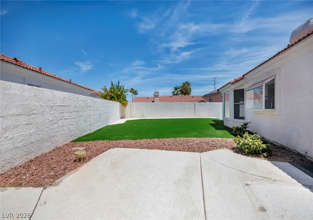 Homes for sale in Las Vegas, NV | 3000 Blue Fin Cir, Las Vegas, NV 89128 | MLS# 2787926